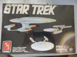 Rare AMT 6618 - 3 Piece USS Enterprise (Factory Sealed)