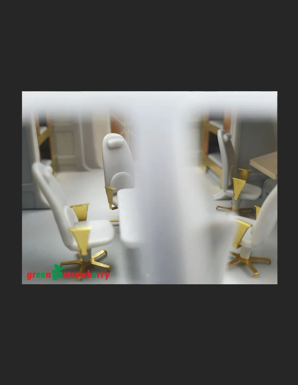 Green Strawberry 14721-1/72 - Danube Class - Habitat Mission Module Resin & Photoetch Set 2 Green Strawberry 14721-1/72 - Danube Class - Habitat Mission Module Resin & Photoetch Set - Image 2