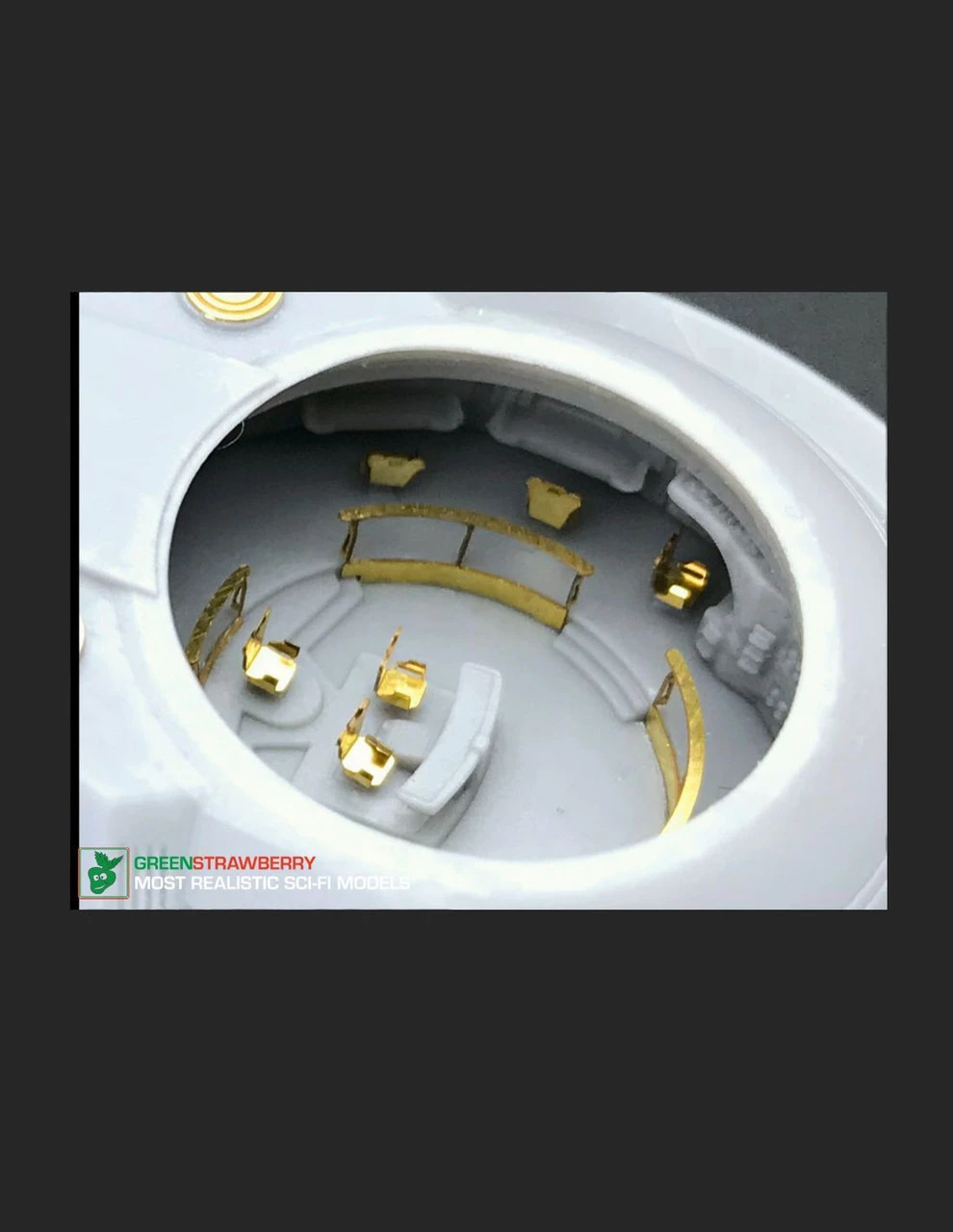 Green Strawberry 16722 - 1/350 NCC-1701 (refit) - Bridge Resin And Photoetch Set 3 Green Strawberry 16722 - 1/350 NCC-1701 (refit) - Bridge Resin And Photoetch Set - Image 3