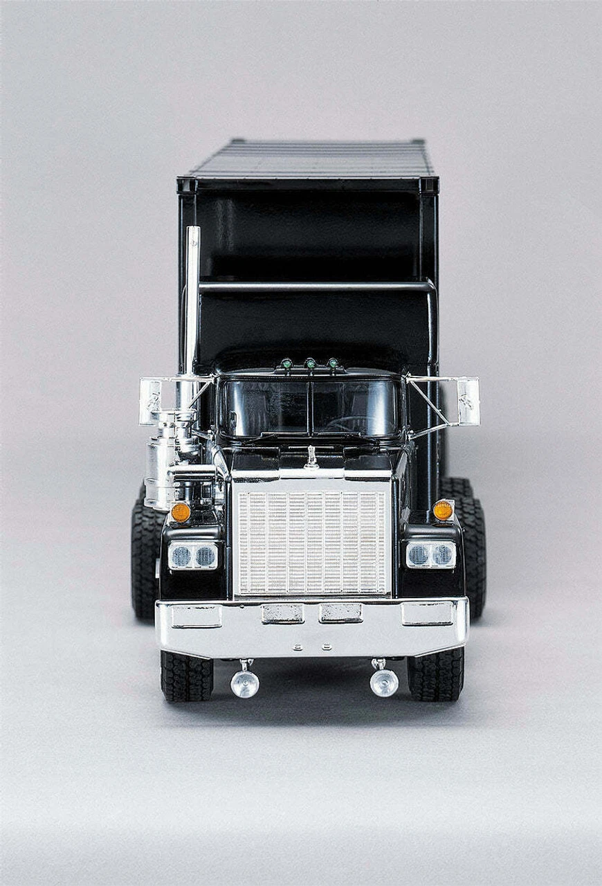 Aoshima 1/28 KNIGHT RIDER - KNIGHT TRAILER TRUCK MODEL KIT 5 Aoshima 1/28 KNIGHT RIDER - KNIGHT TRAILER TRUCK MODEL KIT - Image 5