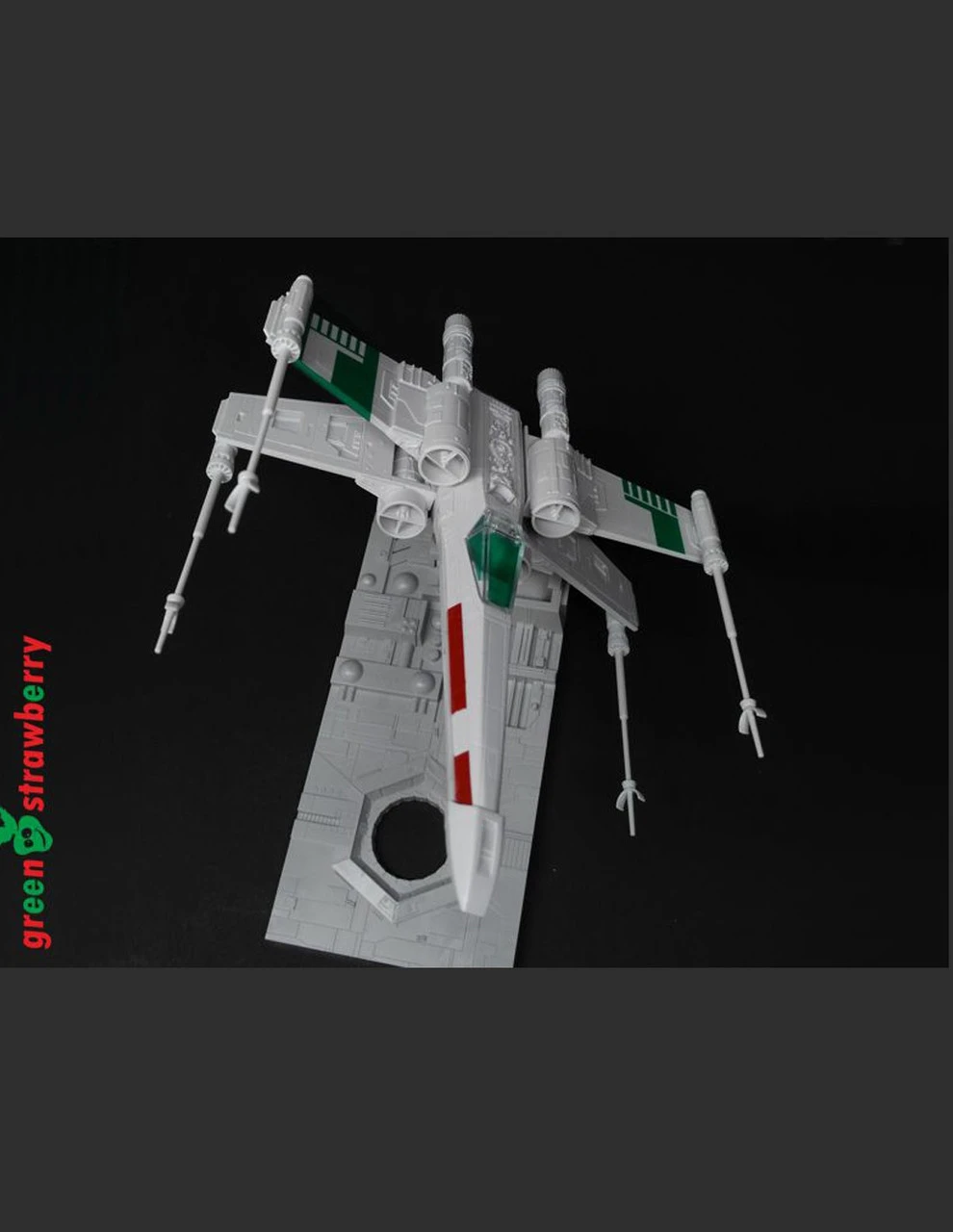 Green Strawberry AM011 - 1/72 T-65 X-Wing Painting Masks 2 Green Strawberry AM011 - 1/72 T-65 X-Wing Painting Masks - Image 2