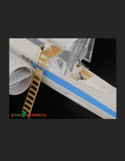 Green Strawberry 2006-1/72 - T-70 X-Wing (Bandai 1/72) - JUNIOR/BASIC -Model Toy Kit Store t 70 x wing bandai 172 juniorbasic 1 44078.1644884023