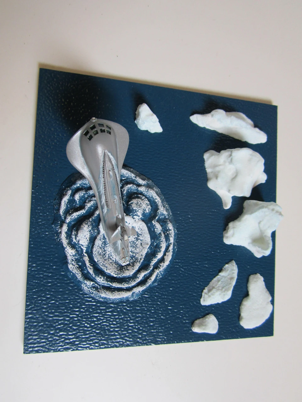 Future Fleets FF002 - 1/1200 Waterline Seaview Surfacing Model 4 Future Fleets FF002 - 1/1200 Waterline Seaview Surfacing Model - Image 4