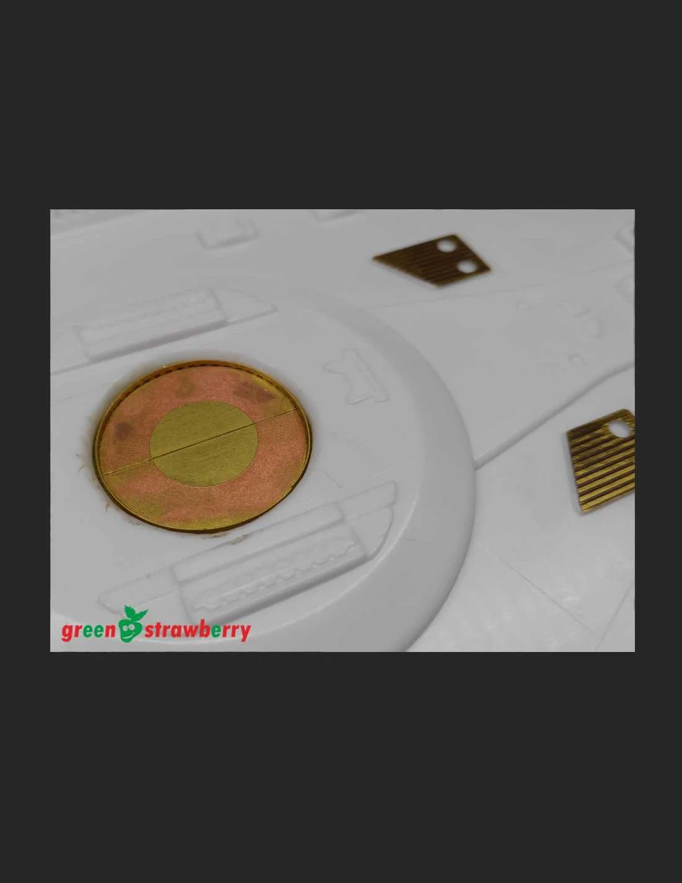 Green Strawberry 08019-1/420 U.S.S. Defiant NX / NCC-74205 - Engines And Exterior Photoetch & Resin Set 6 Green Strawberry 08019-1/420 U.S.S. Defiant NX / NCC-74205 - Engines And Exterior Photoetch & Resin Set - Image 6