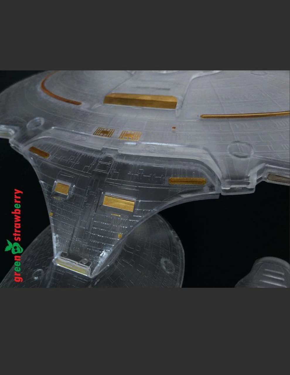 Green Strawberry 03717-1_1400 U.S.S. Enterprise NCC-1701-D Photoetch Set 4 Green Strawberry 03717-1_1400 U.S.S. Enterprise NCC-1701-D Photoetch Set - Image 4