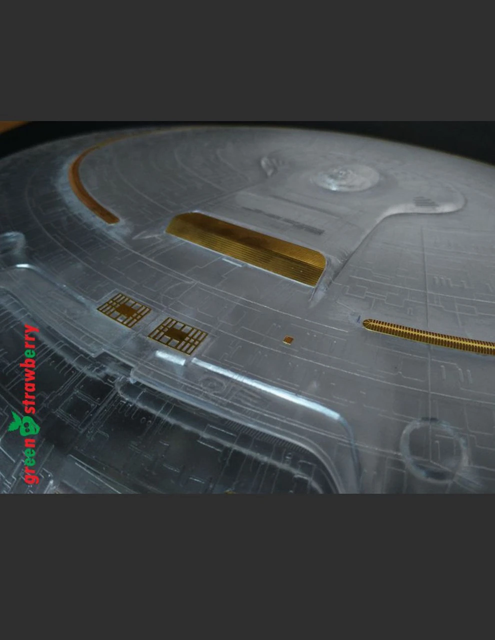 Green Strawberry 03717-1_1400 U.S.S. Enterprise NCC-1701-D Photoetch Set 5 Green Strawberry 03717-1_1400 U.S.S. Enterprise NCC-1701-D Photoetch Set - Image 5